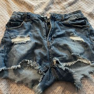 almost famous high rise shorts size 8